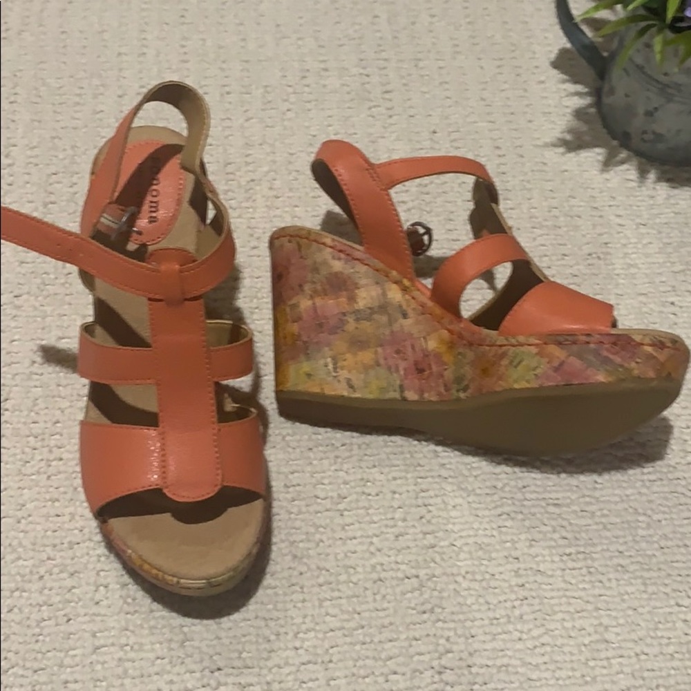 Sonoma Orange Wedges with Floral Pattern